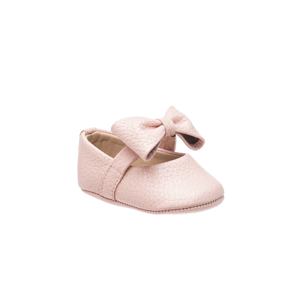 5 Tips for Choosing the Perfect First Shoes for Your Baby