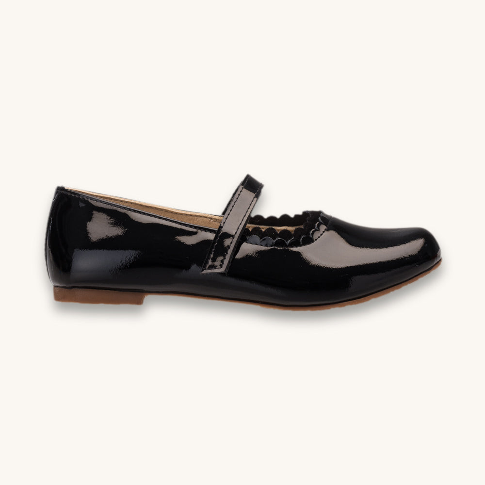Aria Flat Patent Black