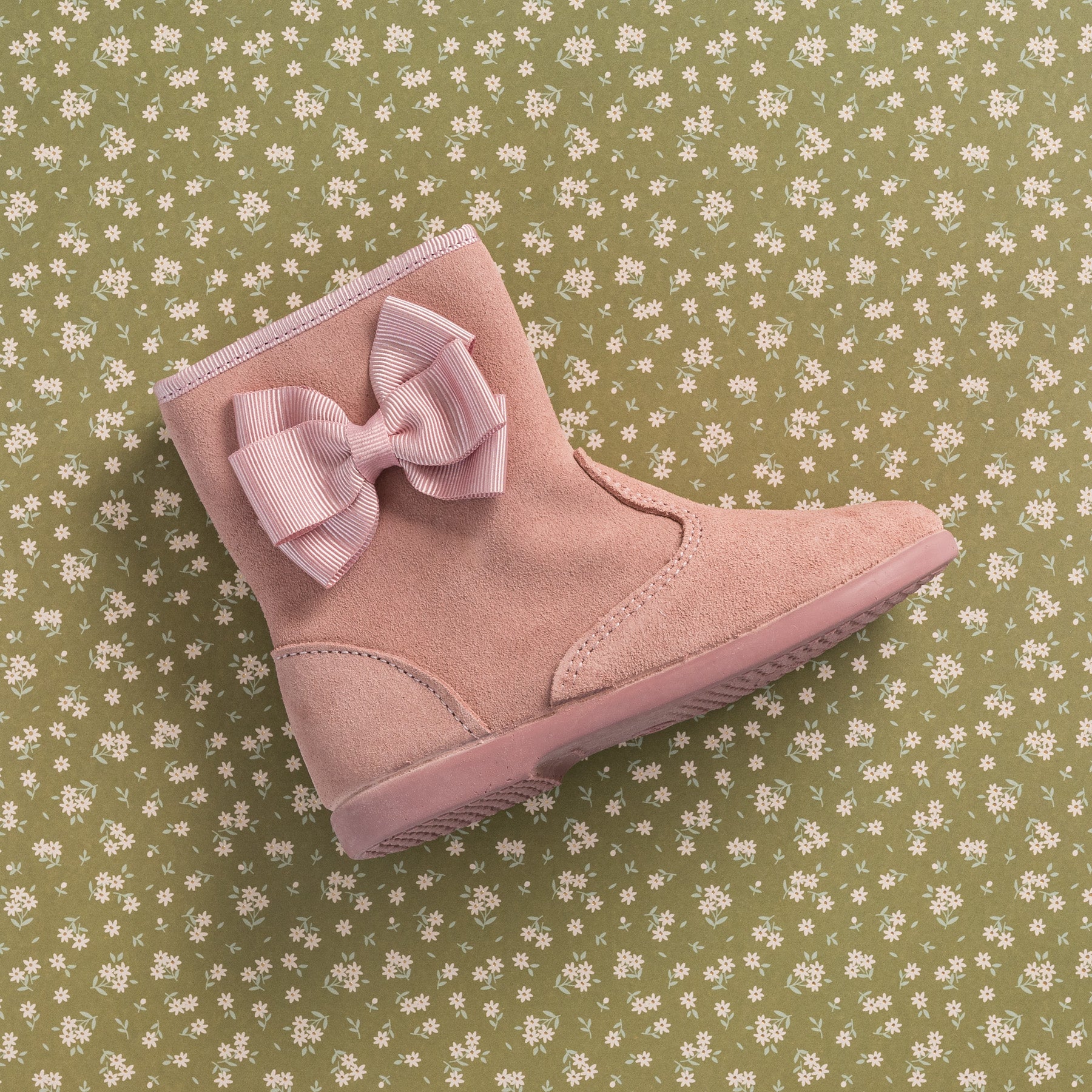 pink bow boots