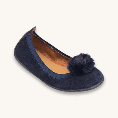 Ballerine en daim à pompons bleus