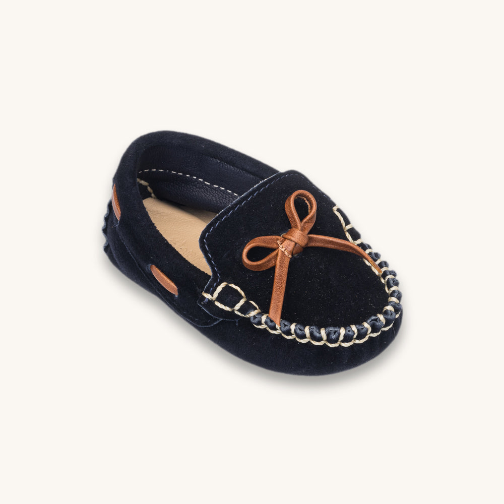 Mocasín de conductor azul de ante para bebé