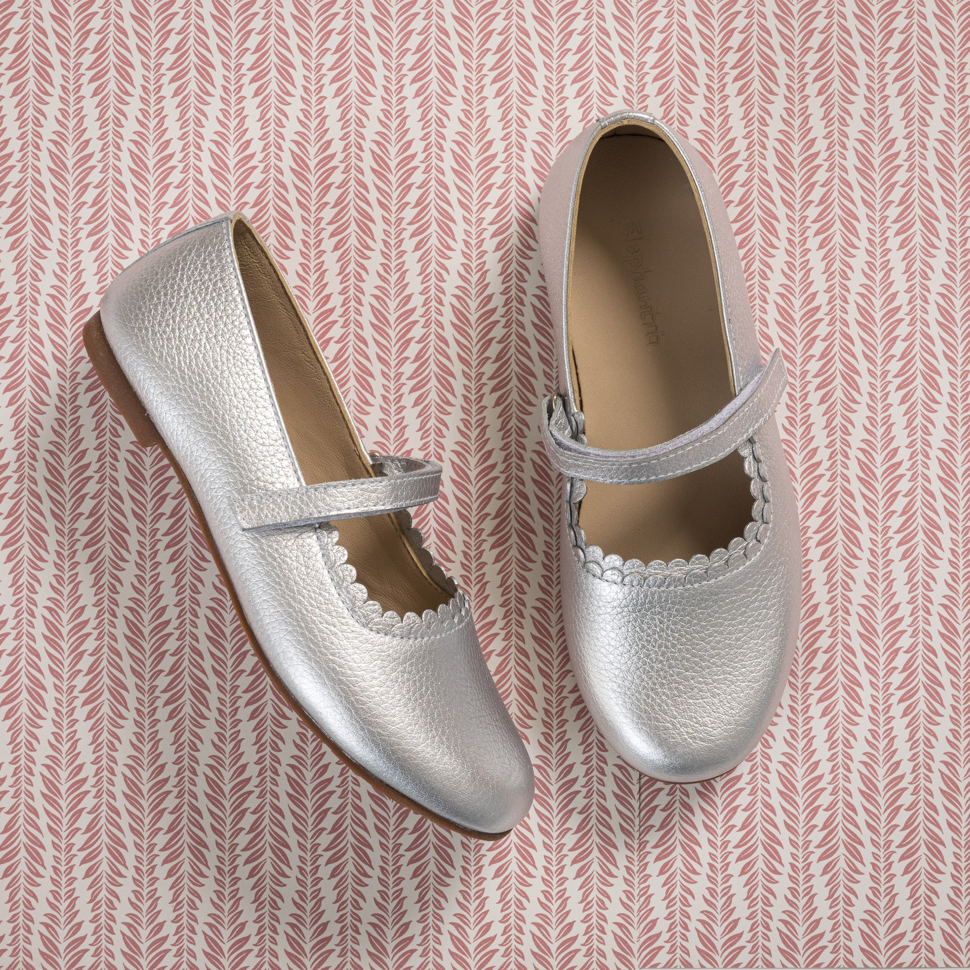 Elephantito Toddler Flats in Silver