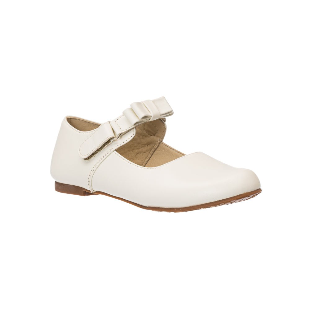 Elephantito - Bone-colored leather Mary Jane shoe with a soft round toe and a ruffled strap closure.