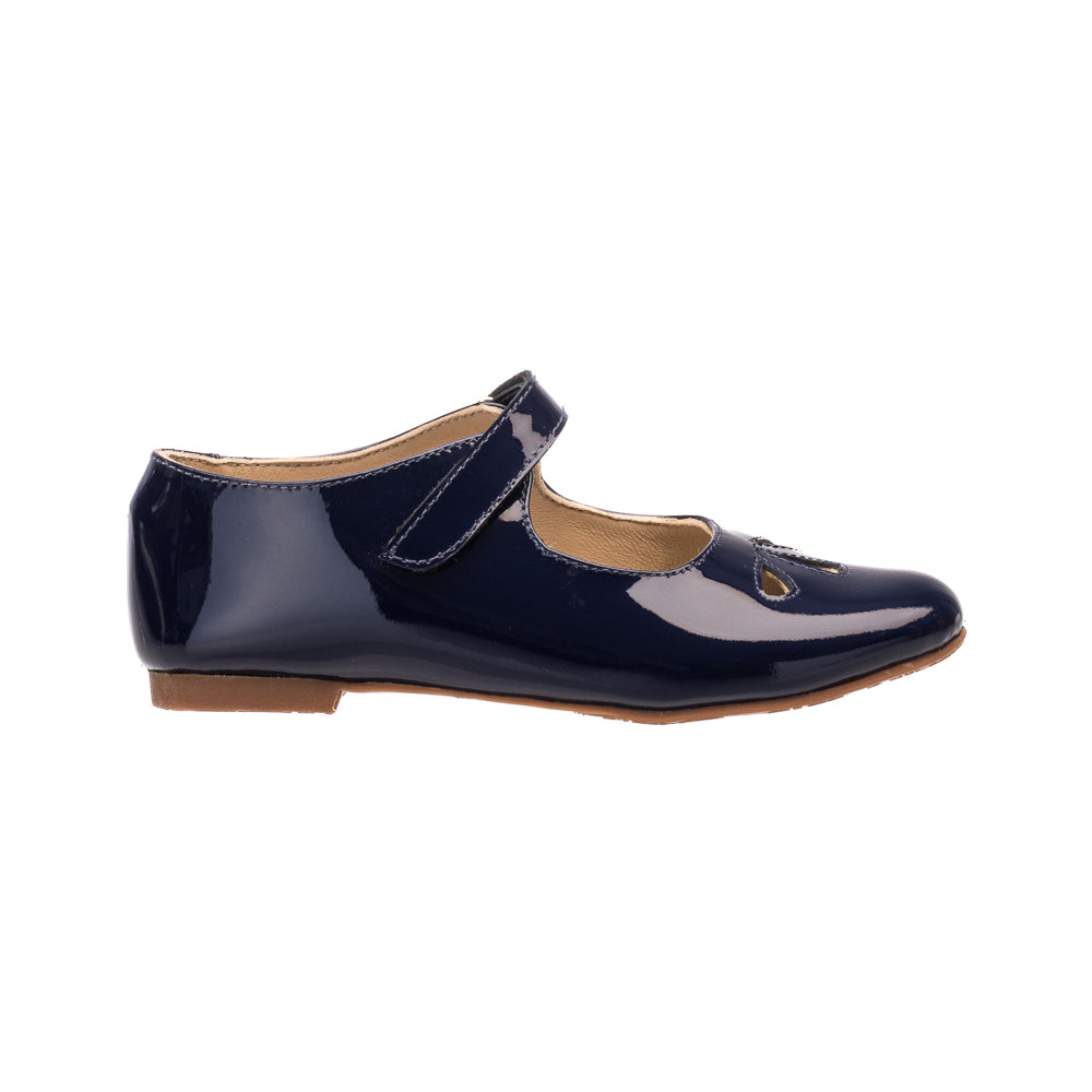 Navy blue patent leather Mary Jane shoe with single strap and rounded toe for girls.